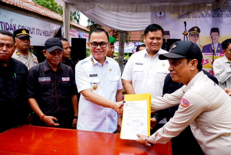 Bersama Ratusan Wartawan dan LSM Hani S Rustam Deklarasikan : Tolak dan Lawan Politik Uang serta Golput.