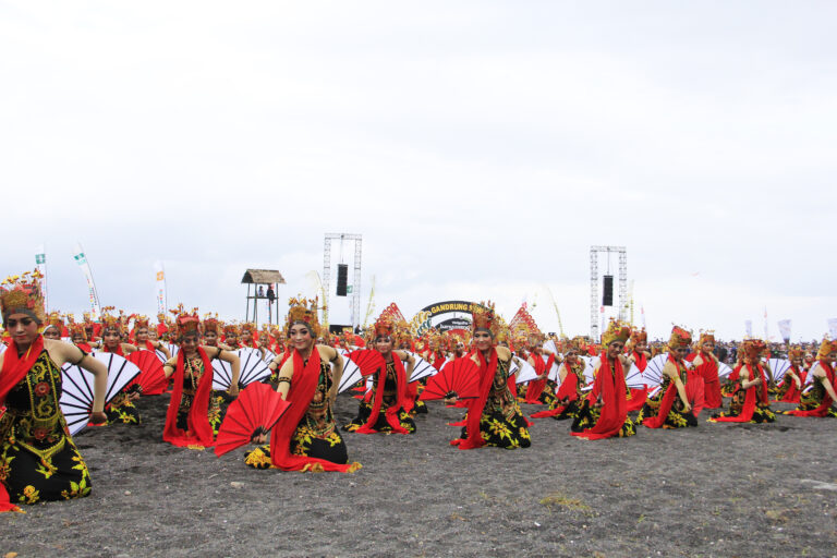 Saksikan Kemegahan Festival Gandrung Sewu 2024 di Banyuwangi