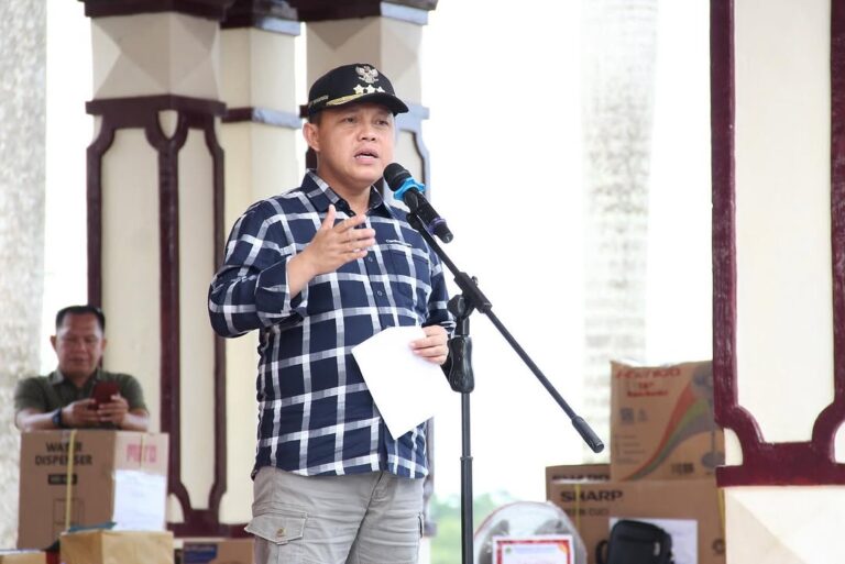 Kemeriahan Parade Natal 2024: Ratusan Jemaat Barito Selatan Ikut Memeriahkan
