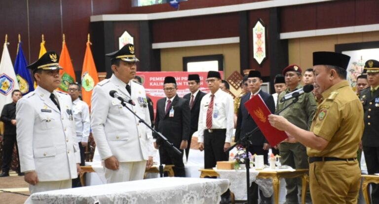Pj Bupati Barito Selatan Lantik 18 Pejabat untuk Memperkuat Pemerintahan Daerah