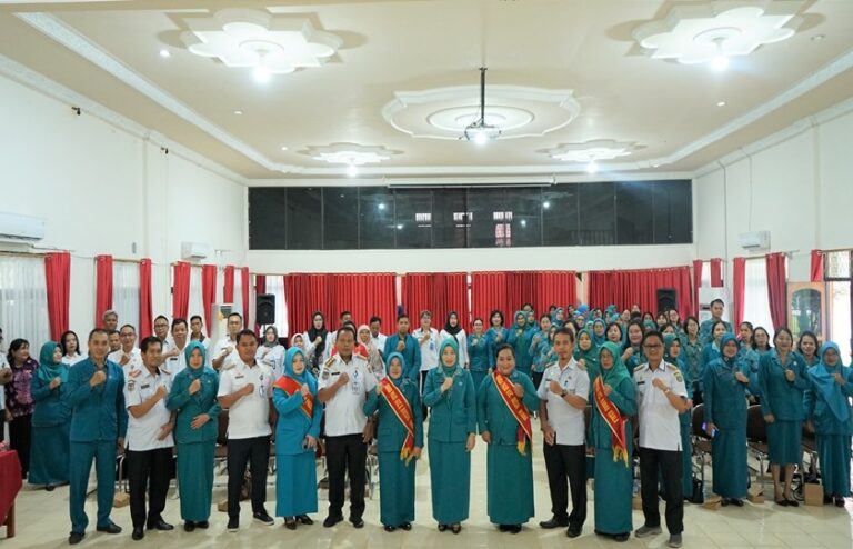 Jambore PKK 2024 Resmi Ditutup: Erna Ardiani Apresiasi Kinerja TP PKK Barito Selatan